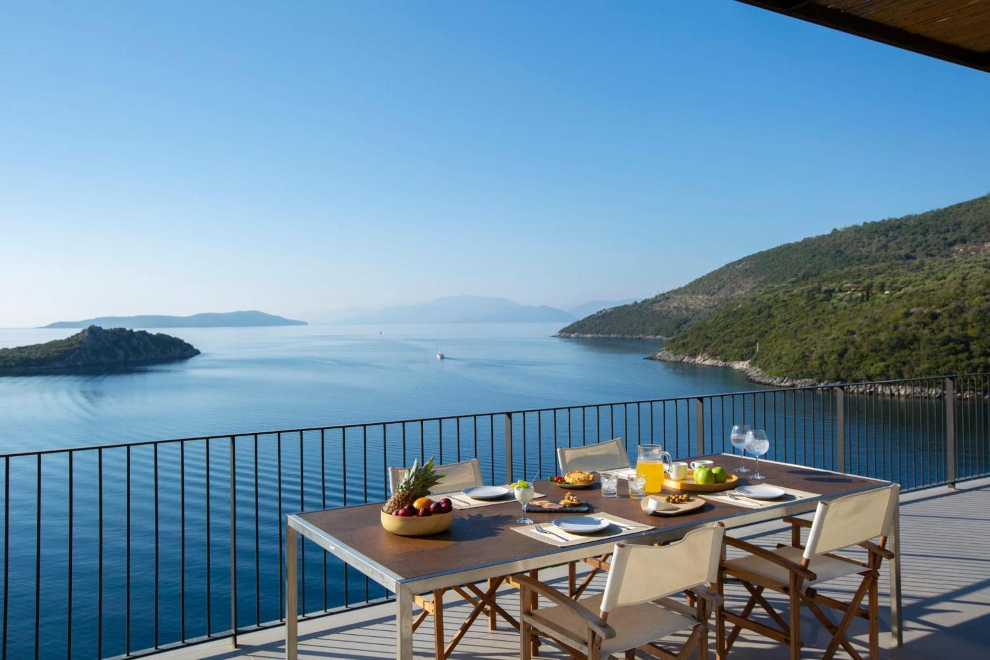 Villa Kalamos - Modern Villa In Sivota Bay With Direct Access To Sea エクステリア 写真