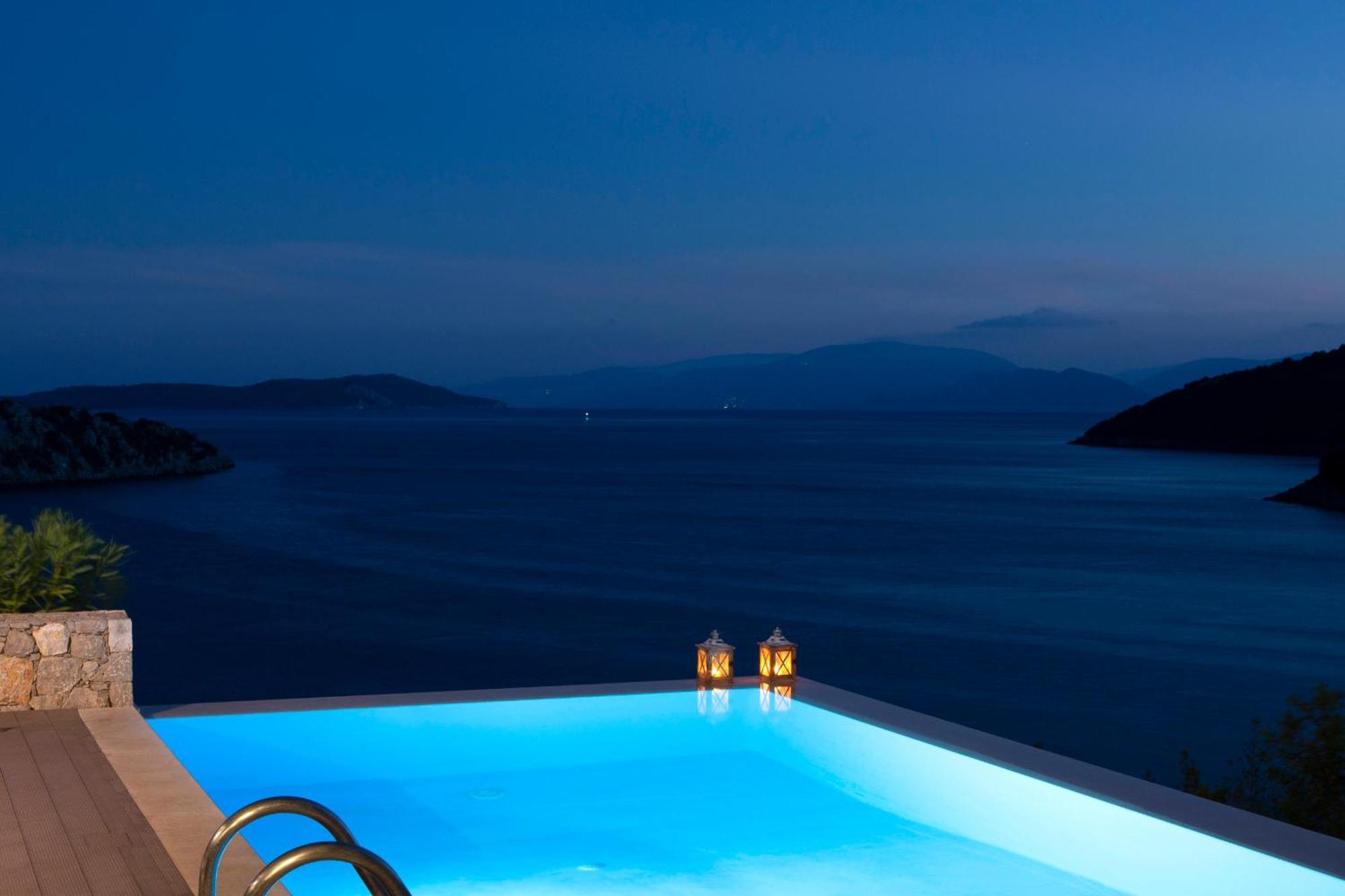 Villa Kalamos - Modern Villa In Sivota Bay With Direct Access To Sea エクステリア 写真