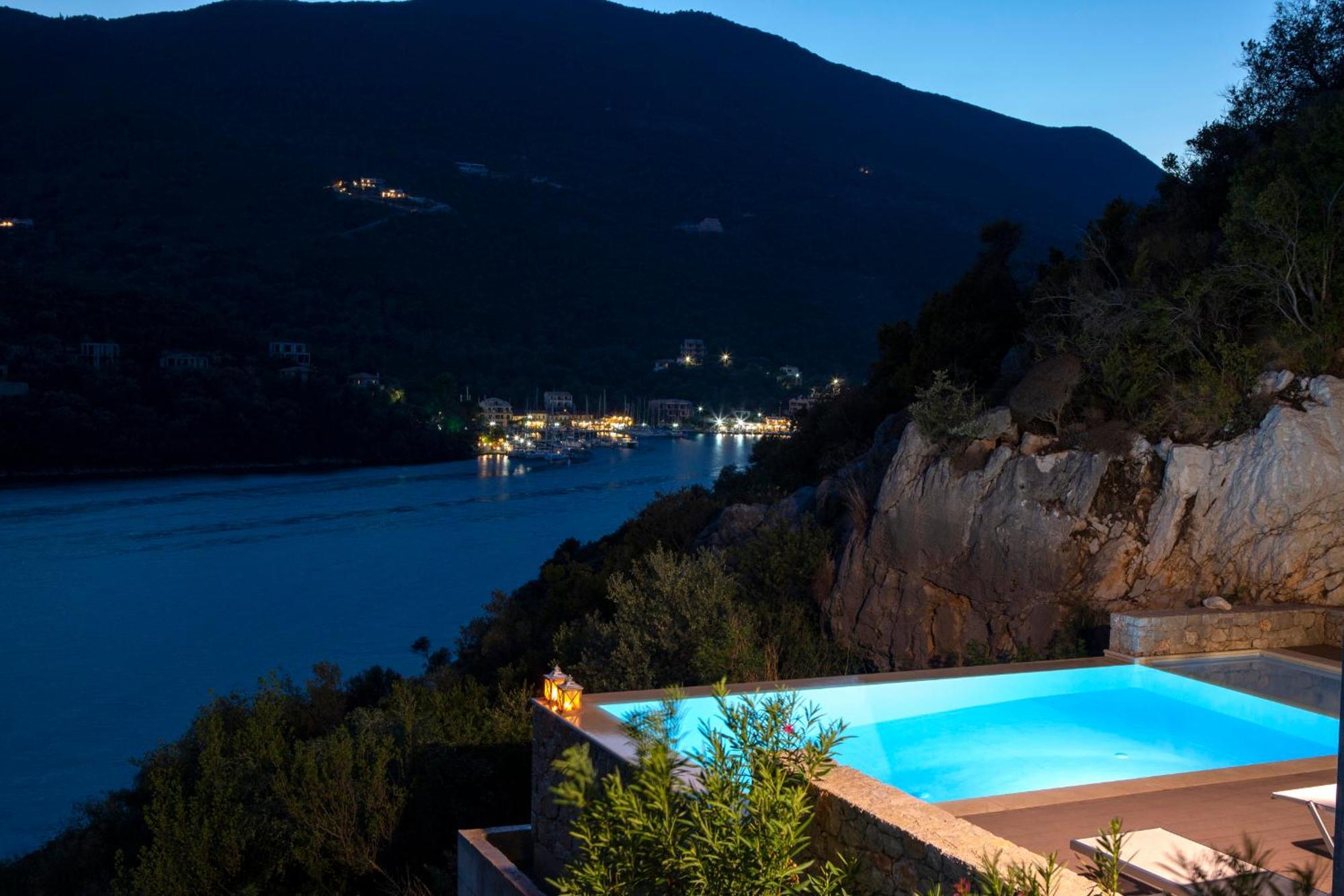 Villa Kalamos - Modern Villa In Sivota Bay With Direct Access To Sea エクステリア 写真